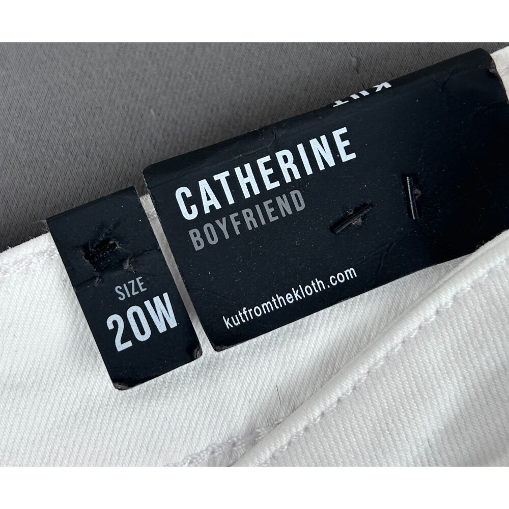 Kut From The Kloth Catherine Boyfriend White Denim Jeans Size 20W NWT - Picture 11 of 13